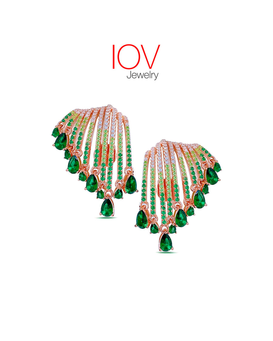 luxury emerald earrings plated with rosegold.