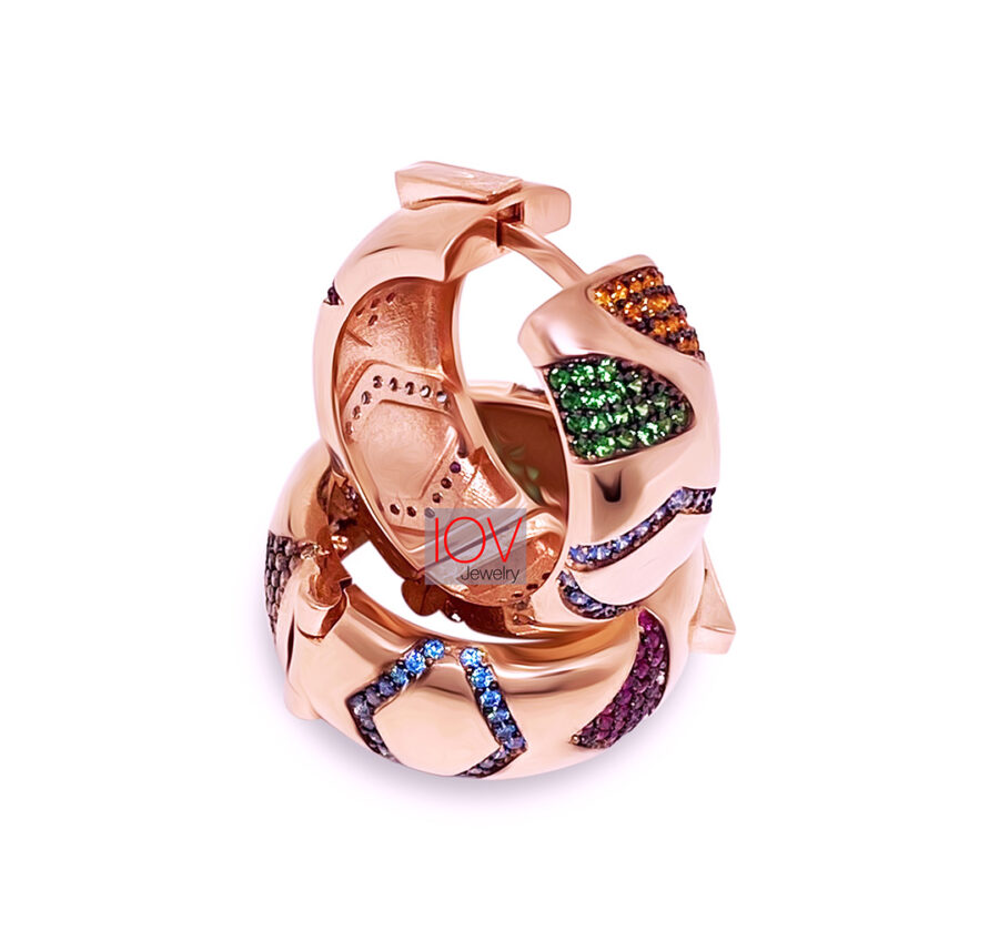 Rosegold wide hoops earrings.