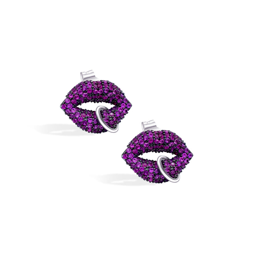 lips shape earrings.