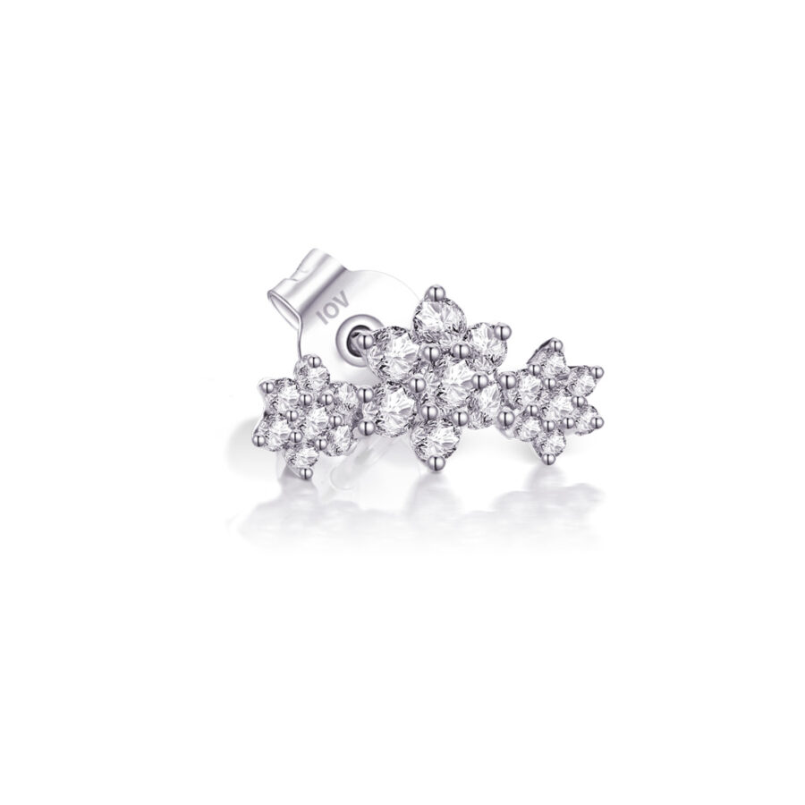 three flowers shape stud earring.