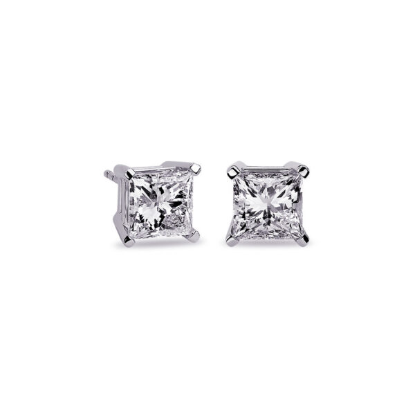 4 mm princess cut stud earring.