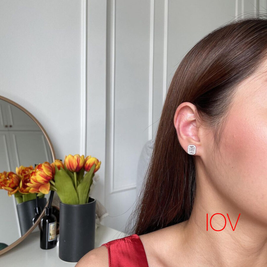 rectangular baguette and round stones stud earring - Image 3
