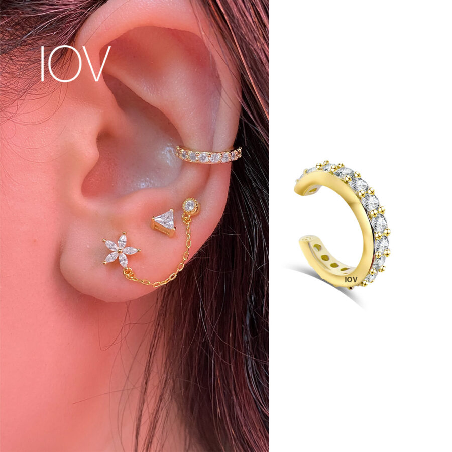 all round single line stones earcuff.