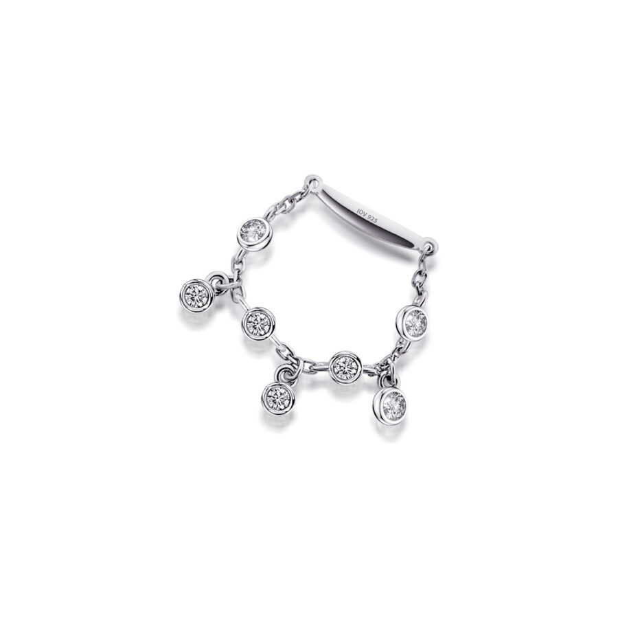 CZ in bezel setting chain ring.