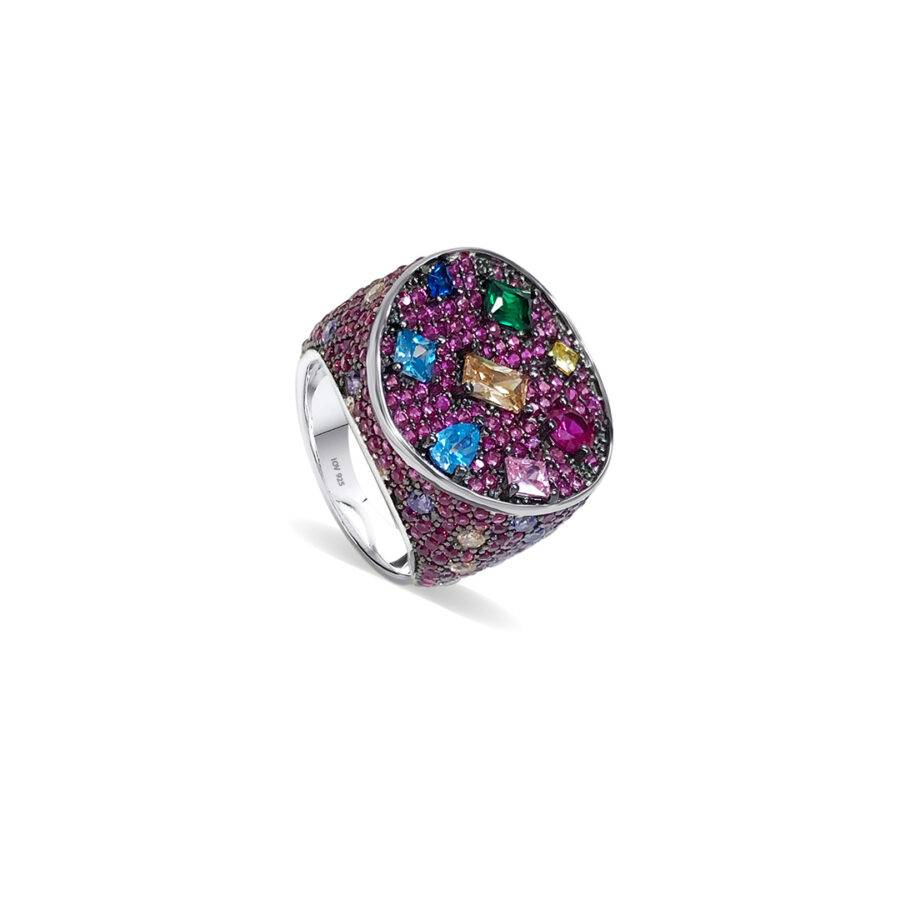 Fushia round shape rings with colored stones.