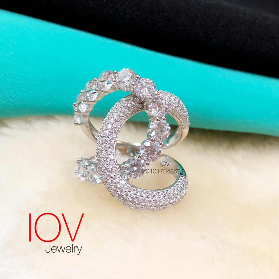 luxury diamond style ring. - Image 2