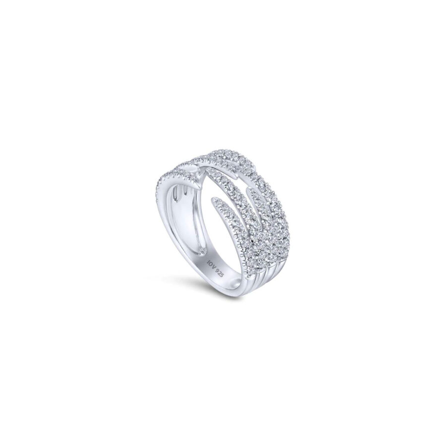 luxury multilines CZ ring.