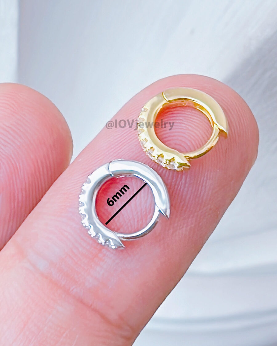6mm huggie hoop earring. - Image 2