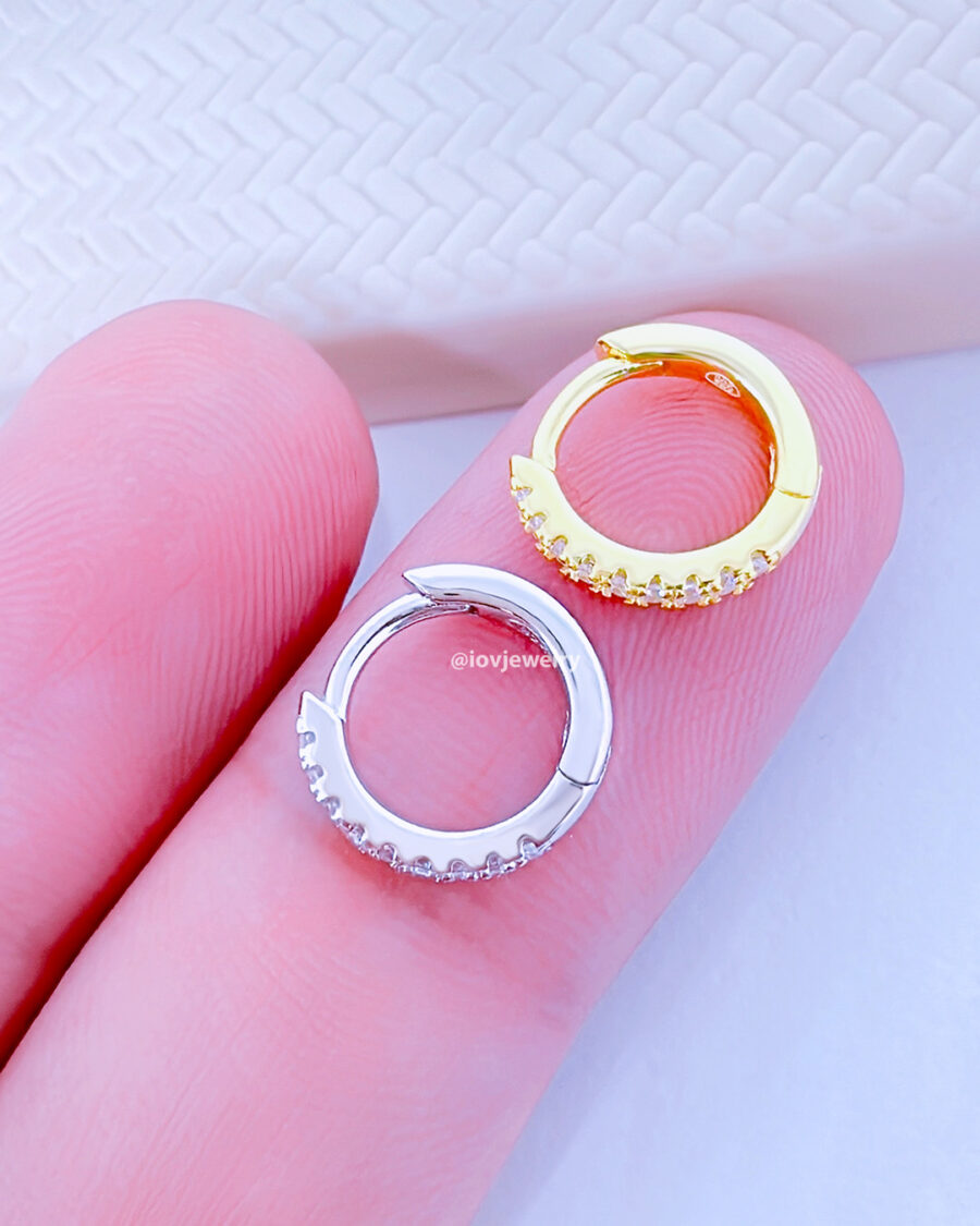 9mm CZ huggie hoop earring. - Image 3