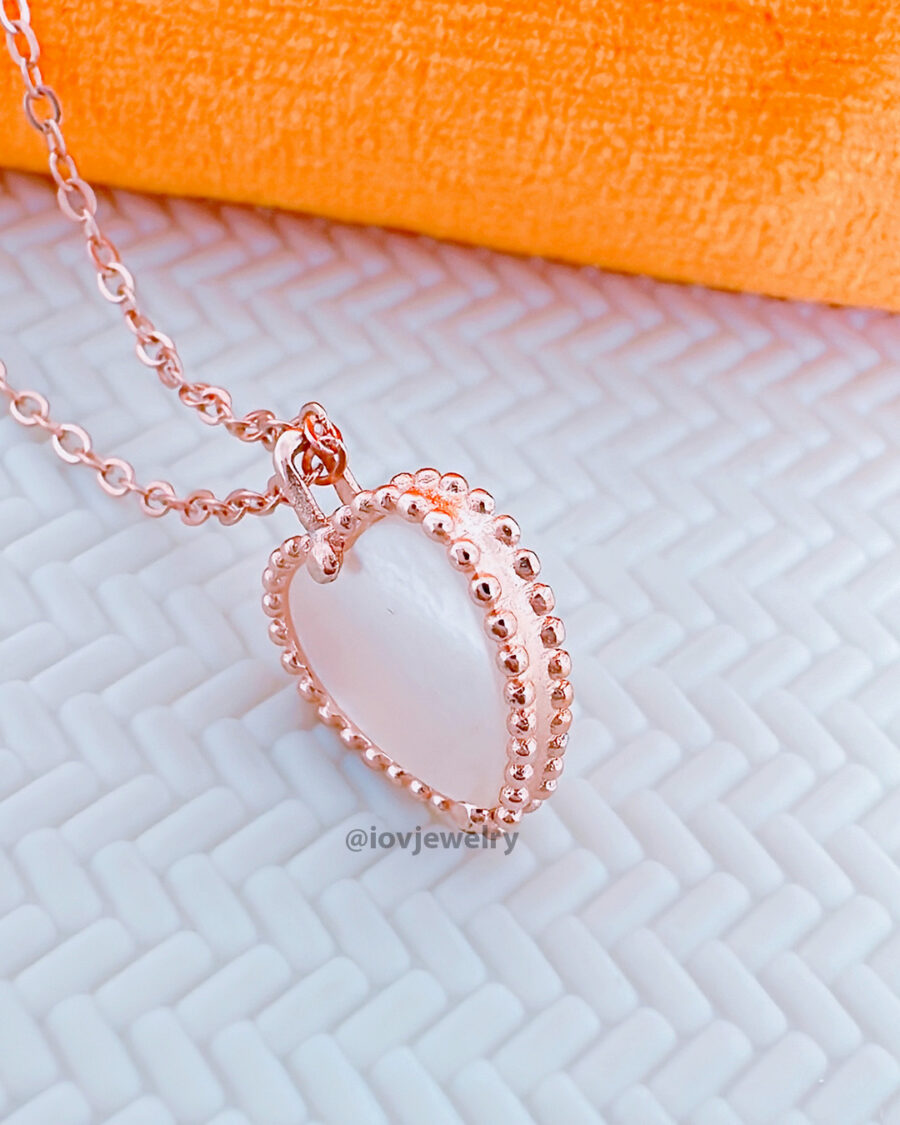 heart rosegold mother of pear and agate stones necklace. - Image 2