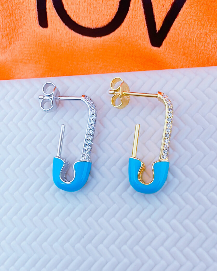 enamel turquoise safty pin shape CZ earring.
