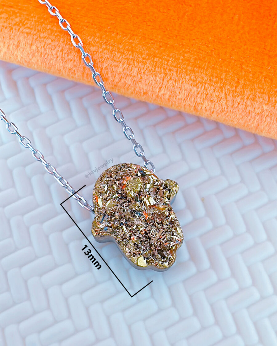 Hamsa shape movable stone multi faceted golden color necklace. - Image 3