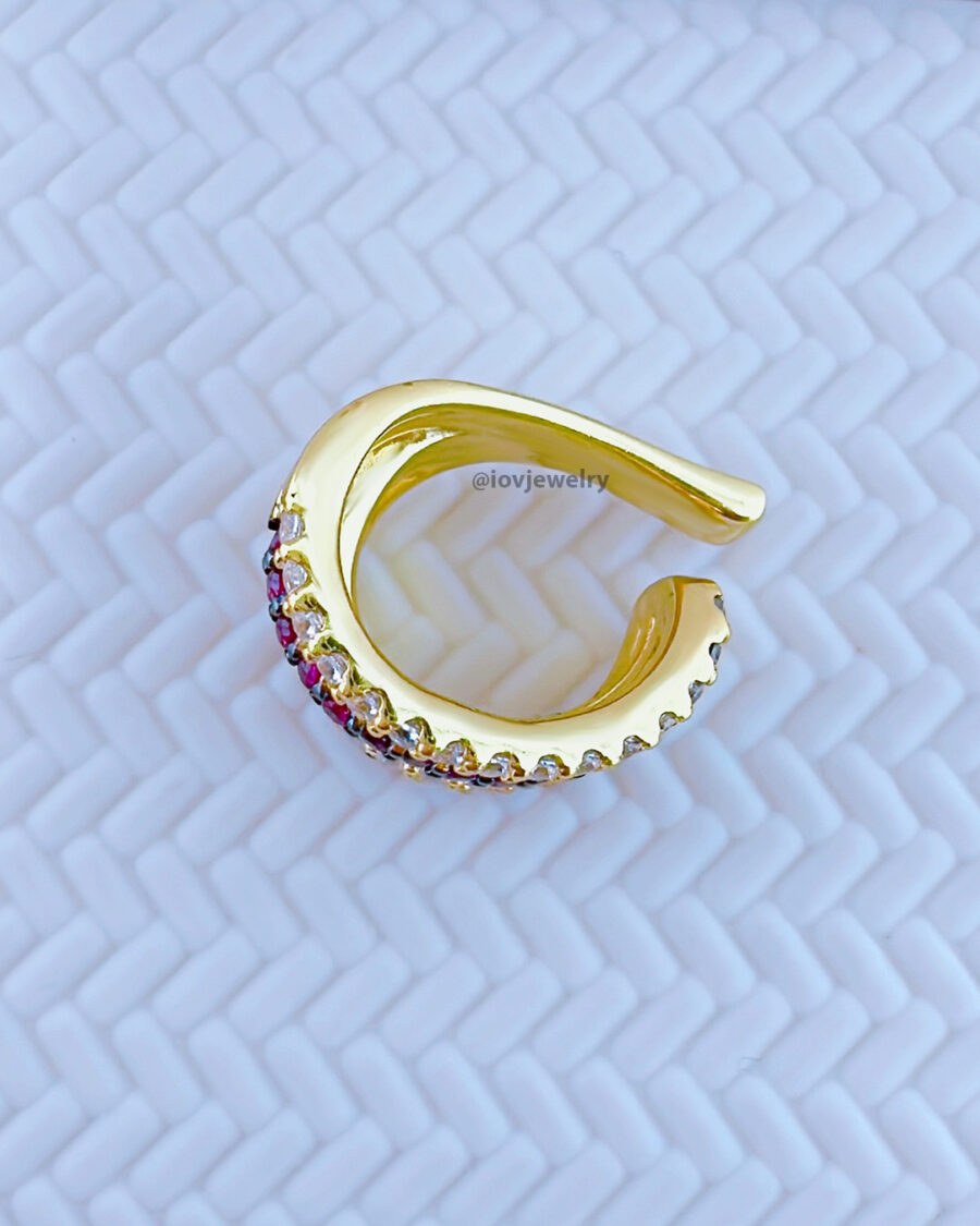 Multilines white and ruby color CZ earcuff. - Image 2