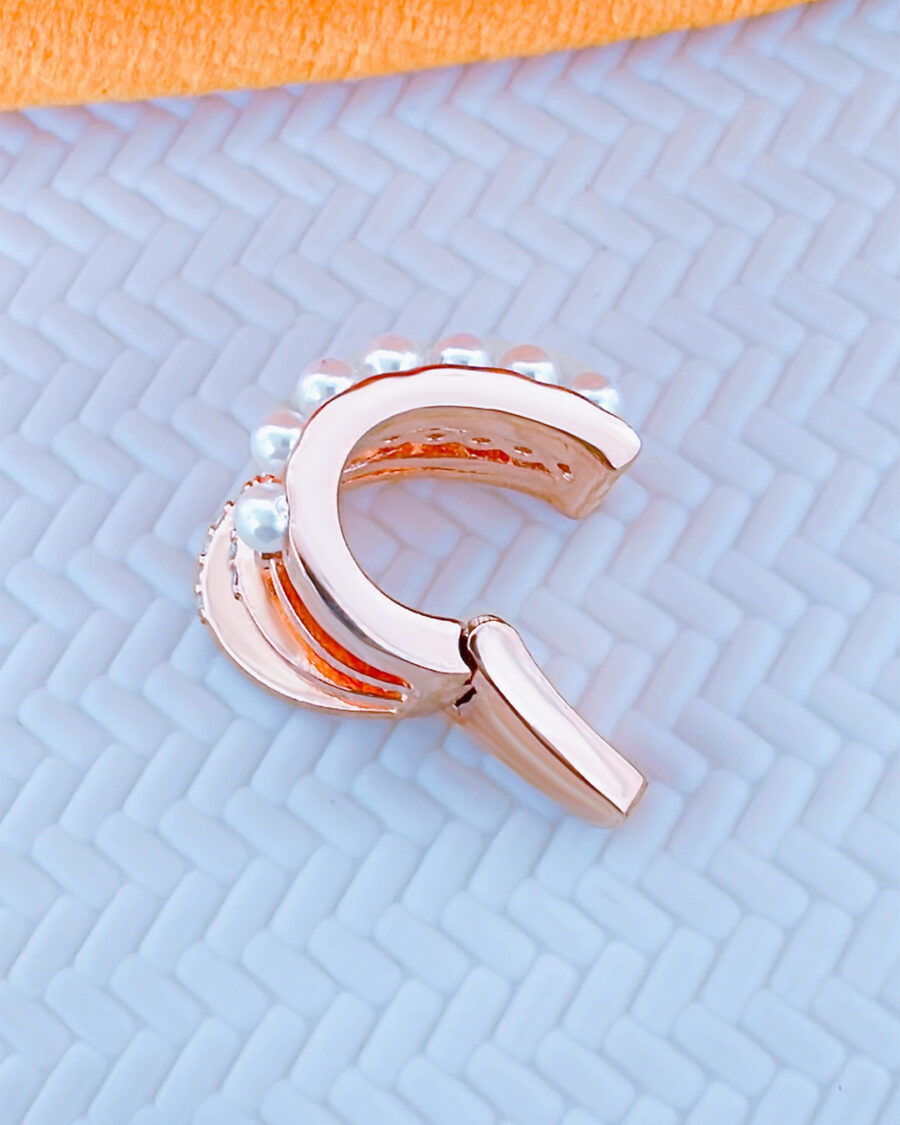 pearl and CZ multilines rosegold plated earcuff - Image 2